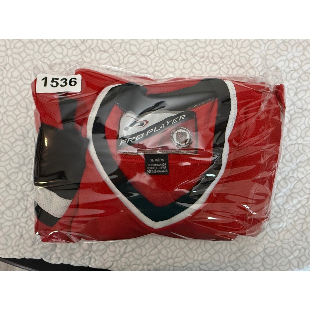 Pro Player NHL Carolina Hurricanes Hockey Jersey XL/XG Made in Canada - Picture 12 of 12